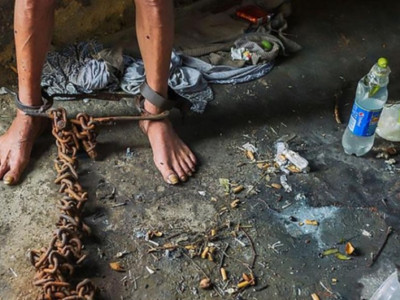 Семья заперла мужчину в подвале на 17 лет: когда его нашли - удивились