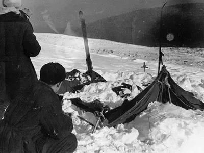 Разгадку перевала Дятлова нашли на последнем фото погибших