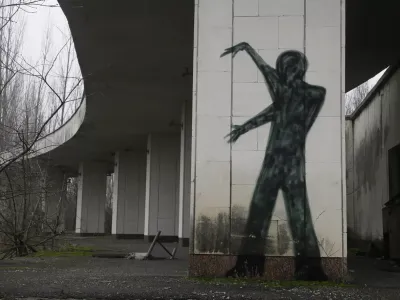 Через много лет после аварии в Чернобыле происходят страшные вещи