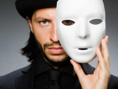 Психопата можно узнать по глазам: психологи выяснили, как