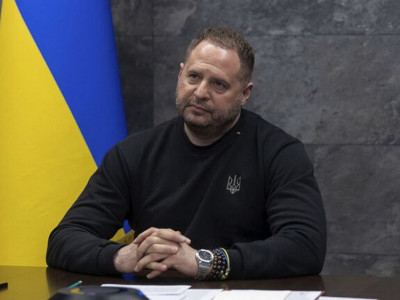 НАБУ пришло к Ермаку: новый скандал в Киеве