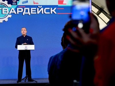 Россия находится в очень важной точке завершения СВО, заявил Медведев