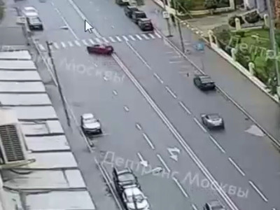 Последние секунды перед жестким ДТП с Ferrari Superfast попали на видео