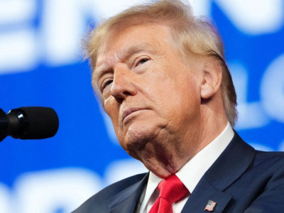 "Киев ждут плохие последствия за отказ от сделки". О чем сказал Трамп перед визитом Уиткоффа в Петербург
