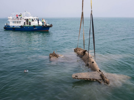 Находка под Крымским мостом удивила водолазов