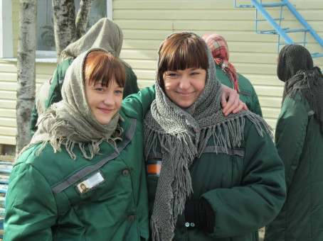 Как женщины выходят замуж, находясь в колонии