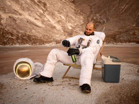 Что будет с человеком в космосе без скафандра?