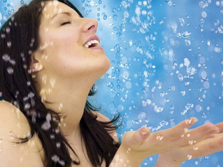 Ежедневный душ вреден: врачи назвали основные ошибки