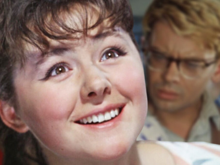 Вот какой стала хорошая девочка Лида в 73 года