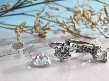 Почему чернеет серебро: что говорят приметы