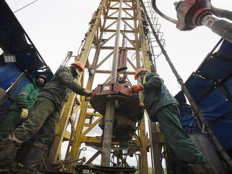 Новак заявил, на сколько хватит запасов нефти в России