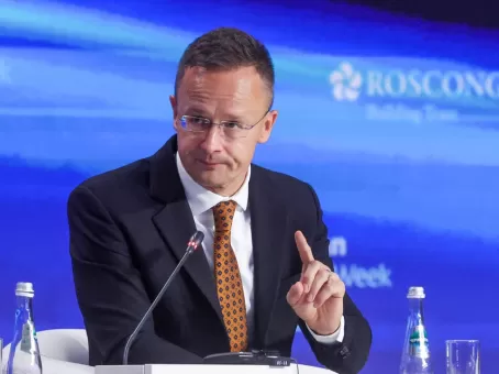 Сийярто ответил Зеленскому после его угроз в адрес Орбана