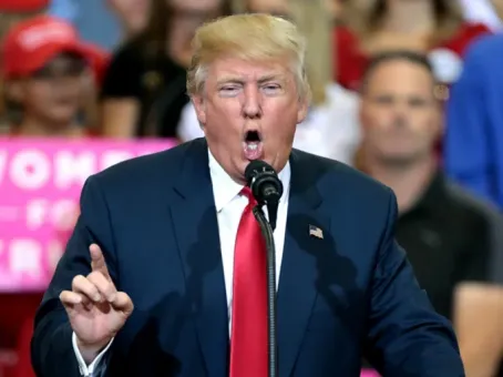 «Уберите его»: на Западе сообщили о нервном срыве Трампа