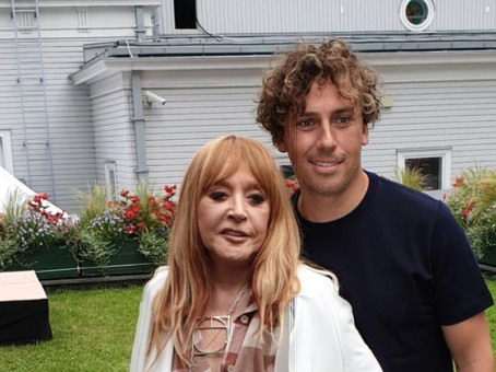 Конец легенды: почему роскошный замок Пугачевой могут сравнять с землей