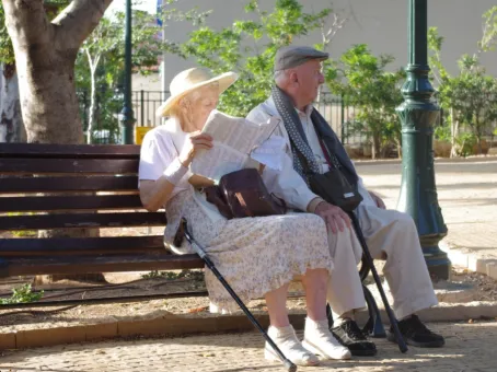 Метры под ударом: что будет с большими квартирами одиноких пенсионеров