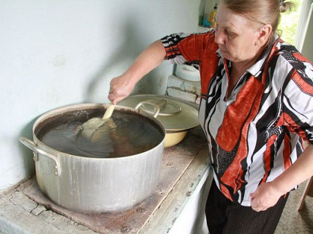 Сделайте это 2 апреля: глоток воды избавит от всех болезней