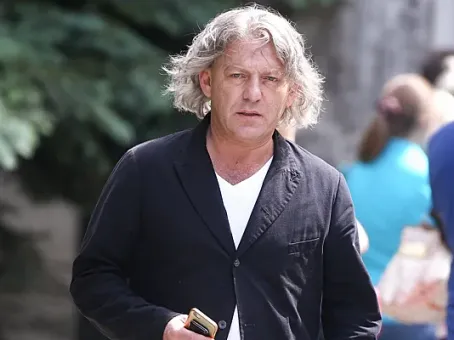 Оборвалось в 60 лет: внезапный уход известного телеведущего