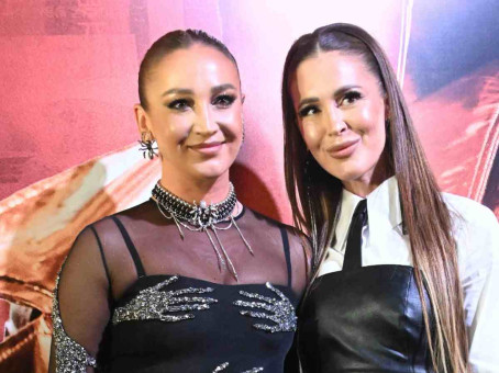 Анна Бузова сообщила о беременности: подробности