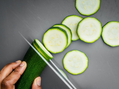 Есть только со шкуркой: копеечный овощ блокирует рак