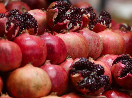 Врачи удивили: что будет, если есть гранат с косточками