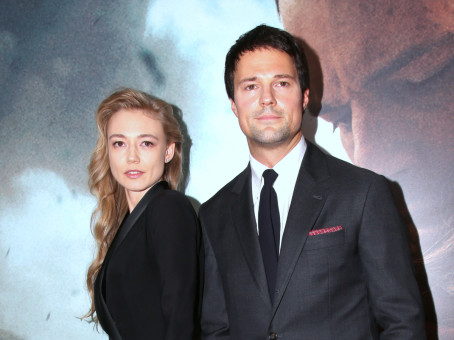 Акиньшина больше не прячет живот: что происходит