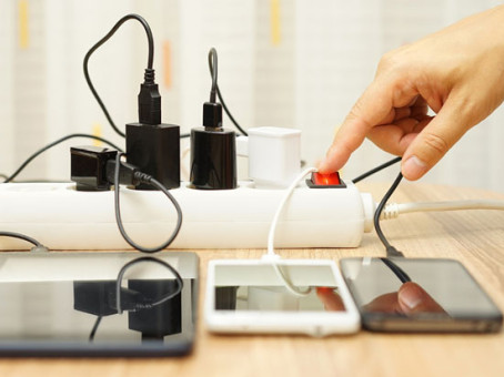 Если оставлять этот прибор в розетке, он «погибнет» в разы быстрее