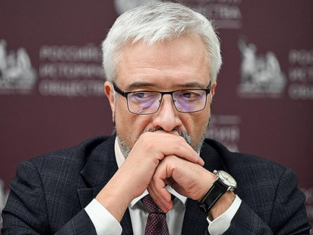 Путин уволил Евгения Примакова