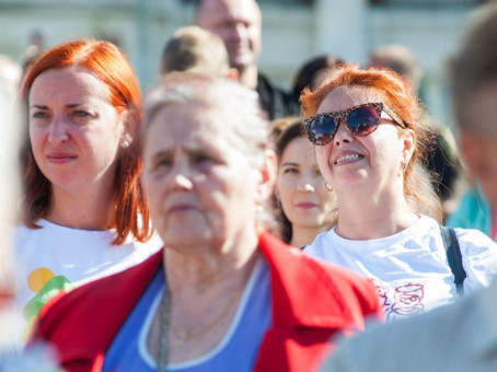 Льготы и доплаты после 65: что положено пожилым