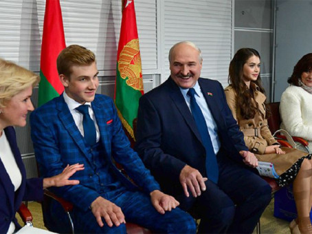 Неожиданный поступок сына Николая: Лукашенко не ожидал такого