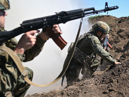 Коммодор Джерми: Россия борется за свое существование на Украине