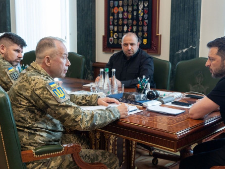 Сырского намереваются уволить: Зеленский уже готов рассмотреть новых кандидатов на пост главкома ВСУ