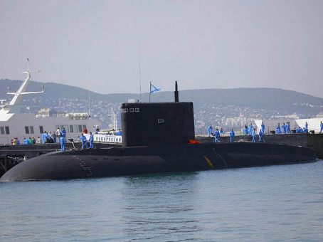 DM: российский военный корабль заметили у берегов Британии