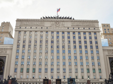 Минобороны рассказало, кто был на объекте под Киевом в момент удара