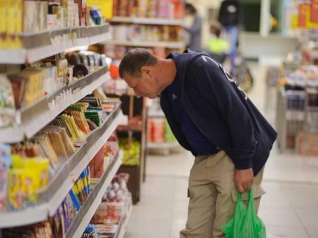 Эти продукты с 1 августа начнут исчезать с полок: в чем дело
