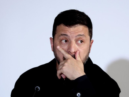 Лепить из Украины "героя" Западу все сложнее. Карточный домик рушится (L'AntiDiplomatico, Италия)