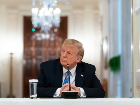 Пентагон в панике после звонка Трампа: срочное совещание
