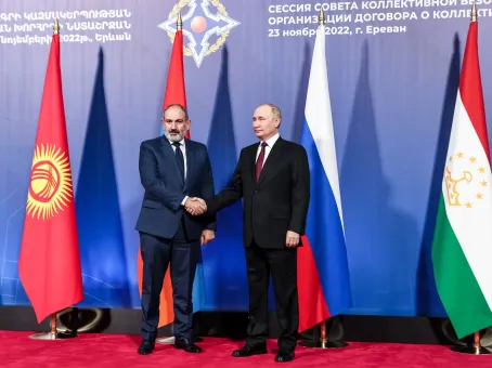 Пашинян передумал обострять отношения с Россией