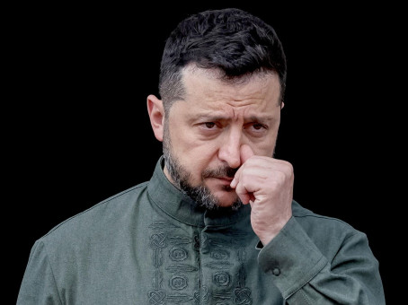 "Продажный клоун". На Украине высмеяли внезапный подарок Зеленского Маску