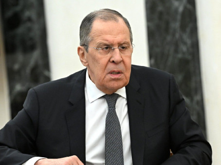 Лавров заявил, что РФ не будет «бегать» за Европой и «умолять» ее об отмене санкций | Радио 1