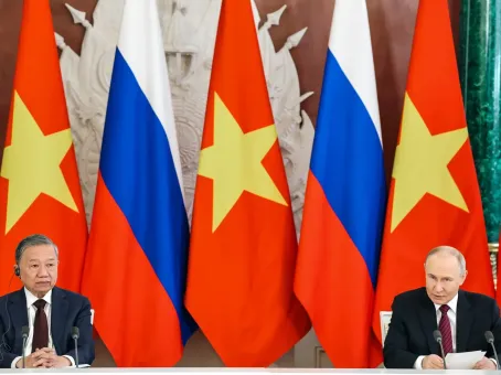 Безвиз, топливо и громкое обращение ко всему миру: о чем договорились Путин и То Лам