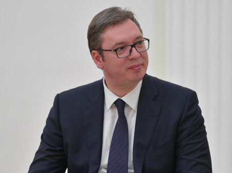 Вучич уверен, что "Студенческий список" введет санкции против России
