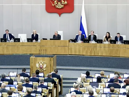 Парламентские фракции обсудили долг перед Родиной