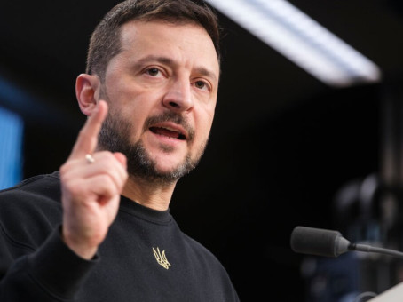 Зеленский заявил, что США хотят склонить Украину к капитуляции