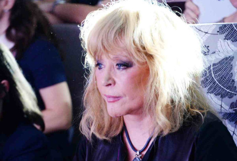 Что происходит с Пугачёвой вдали от Родины