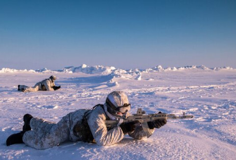 Ледяная схватка: что происходит в Арктике