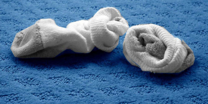 Так вот почему мужчины всюду раскидывают свои носки