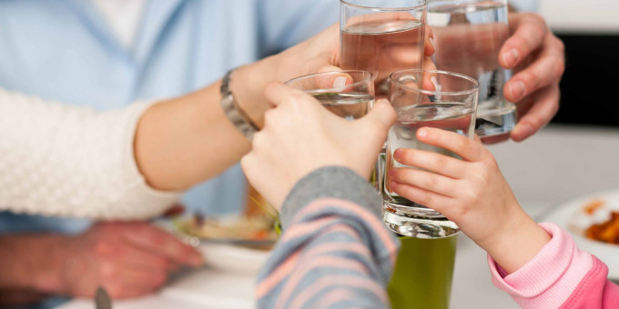 Почему вредно запивать горячее холодным