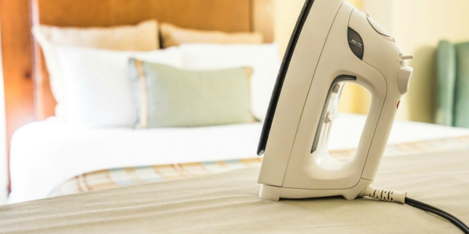 Почему нельзя гладить постельное белье