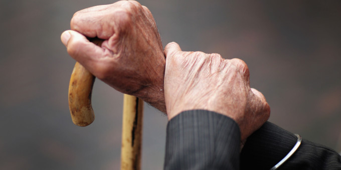 Какие выплаты положены родственникам умершего пенсионера