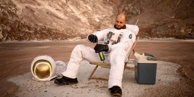 Что будет с человеком в космосе без скафандра?